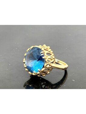 Blue Gemstone Cocktail Ring 10k Yellow Gold Women's Estate Jewelry Size 4